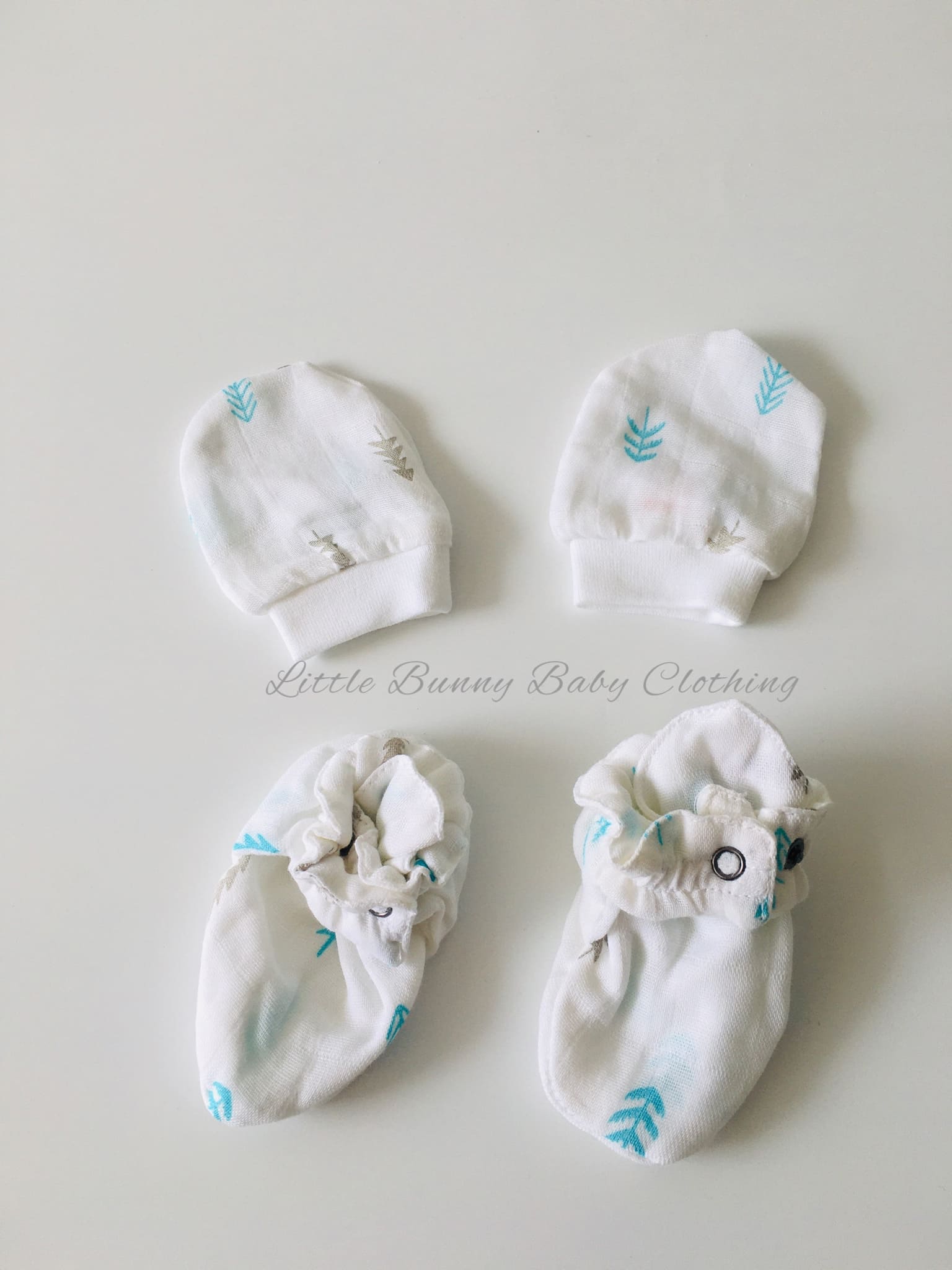 Blue Tree-Muslin Mittens and Booties